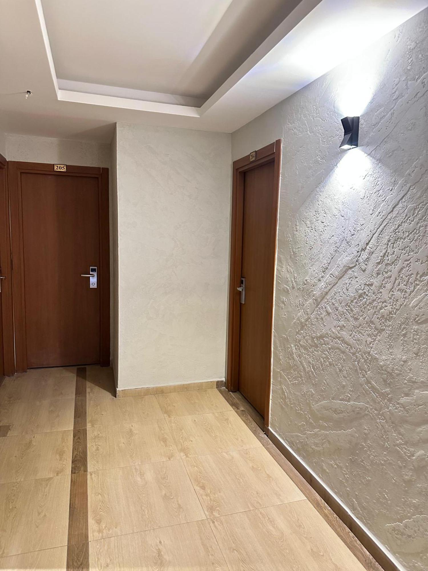 Hotel Real Life 2*