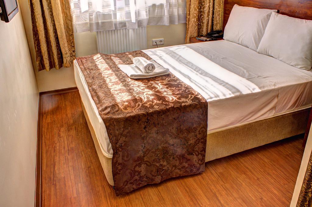 Otel Real Life 2*